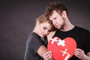 如何成功挽回女方家属的心——从爱与信任出发（打破误解，建立沟通——让女方家属重新认识你的努力）