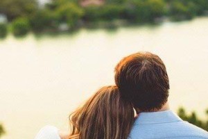 爱情不能勉强，放手也是爱的表现（当真的不再爱你时，是否还有必要挽留？放手也是一种成全。）