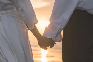 挽回心爱男友，分手后该如何做？（成功的方法与技巧，让你重新拥有爱情的幸福）