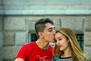 爱上已婚男人的幸福？（探讨爱情和责任的边界，）