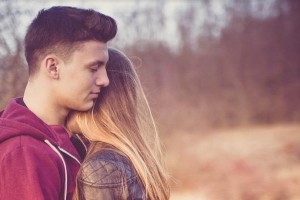 男人死心后还能否被挽回？（探讨男人心理和情感转变，从而寻找挽回的策略）
