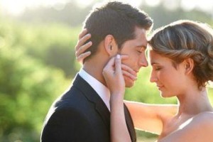 老婆变心了，如何挽回爱情（重拾信任，改变自己）