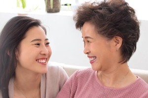 成为理想婆婆心中的好媳妇（学会关爱、尊重和信任，成为婆媳关系和谐的代表）