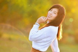 忘不掉初恋女友怎么办？（如何把初恋埋在心底，迈向美好未来）