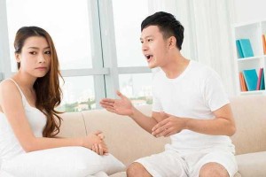 中年男人出轨心态剖析（探究出轨男人不想离婚的真正原因）