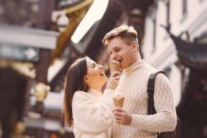 男人恋爱的13个奇怪心态（揭秘男人在恋爱中的内心世界，让女性更加了解TA）