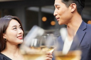 女生搭讪指南（实用技巧大揭秘，从约会到追到他只需五步！）