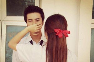 如何挽回分手后的男友？（从真诚道歉到改变自身，让男友重新爱上你）