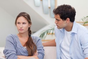 老婆出轨了怎么办？（如何处理婚姻危机，重建家庭和谐？）