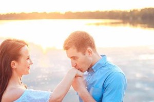 如何应对老公坚持要离婚？（幸福婚姻的经营公式）
