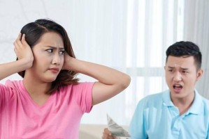 夫妻出轨如何挽回（重拾信任，重建爱情，化危机为转机）
