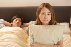 老公出轨了该如何处理？（妻子应该如何面对老公的外遇？）