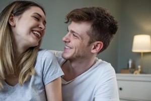 老公出轨变心如何挽回？（重建信任，找回感情，让婚姻再次绽放；）