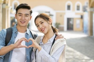 如何保持夫妻间的吸引力？（3个方法让你的婚姻更加美满）
