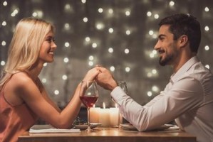 如何在第一次约会中留下好印象（掌握关键技巧成为完美约会达人）