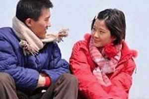 男友撒谎的道德困境（该不该帮着男友对他妈妈撒谎？）