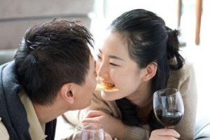 三步教你成功挽回女友！（挽回爱情的有效方法，尽在本文！）