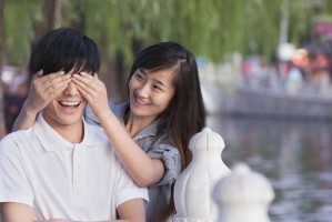 女人的挽留技巧（如何让男朋友回心转意？）