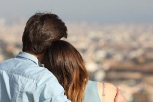 男人变心的7个迹象：如何察觉并应对？