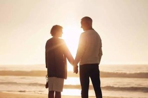 如何在离婚边缘挽回感情（15个实用技巧帮助你重燃爱火）