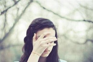 分手后多久能走出来？——心理专家教你正确的疗愈方法（分手对心理的影响有多大？如何应对失恋的痛苦？）
