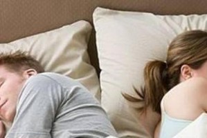 如何正确应对发现老公出轨的女人（正确做法与维护婚姻的关键）